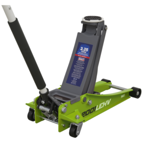 Low Profile Rocket Lift Trolley Jack 2.25 Tonne - Green Vinny Byrne Low Profile Rocket Lift Trolley Jack 2.25 Tonne - Green